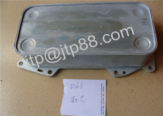 Van de de Oliekoeler van de graafwerktuigradiator het Deksel4d102 OEM 6735-61-2220 Slivery Kleur